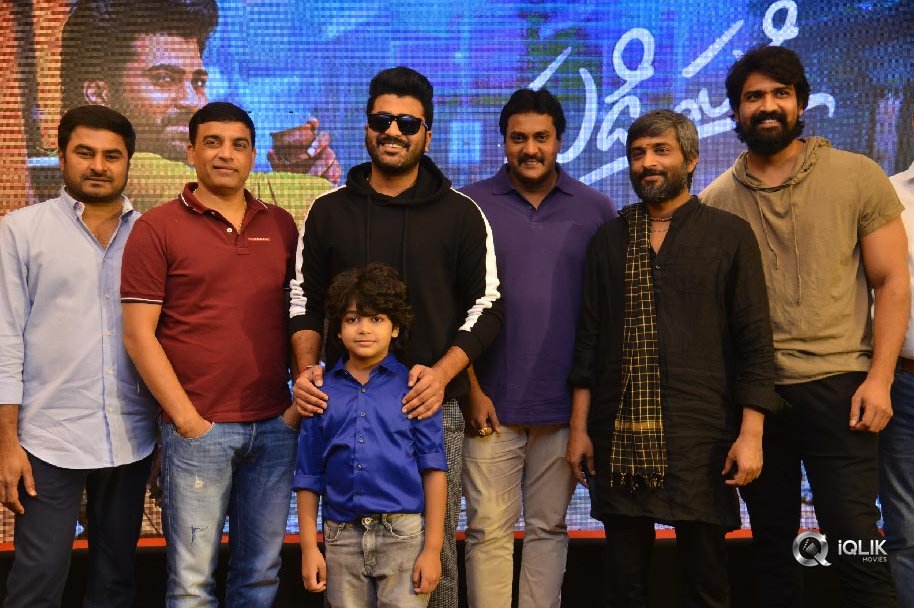 Padi-Padi-Leche-Manasu-Movie-Trailer-Launch